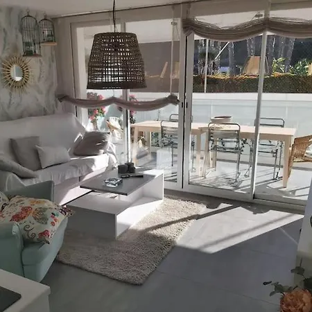 Chic With Garage San Cristobal Apartment *
